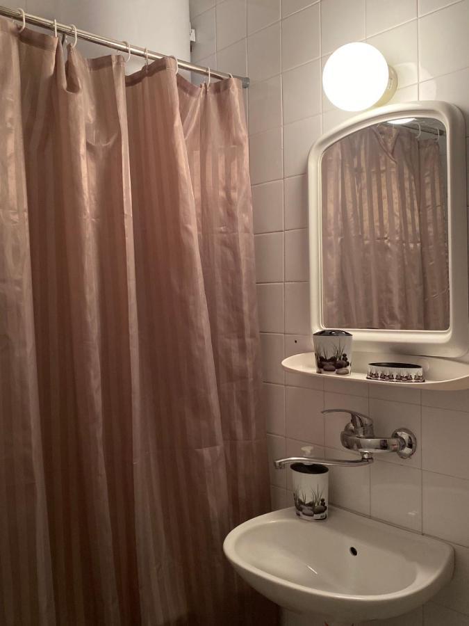 Ta&Ti Apartment Ohrid Bagian luar foto